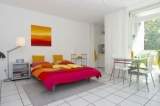 Zentral! Niedliches 1-Zi.-Apartment (34 qm) - (001) - English text below