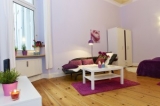 Zentral! Niedliches 1-Zi.-Apartment (45 qm) - (048) - English text below